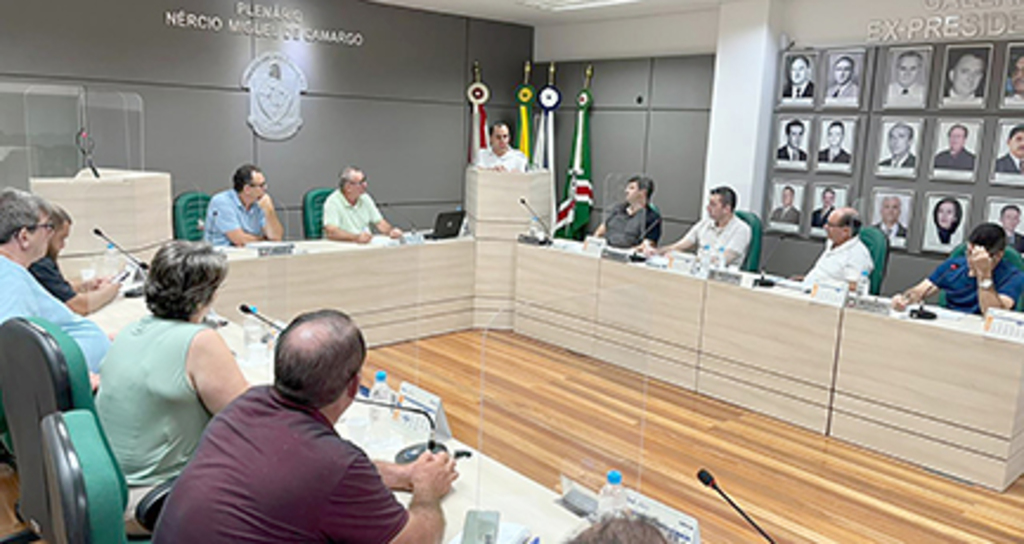 Prefeito elenca futuras obras