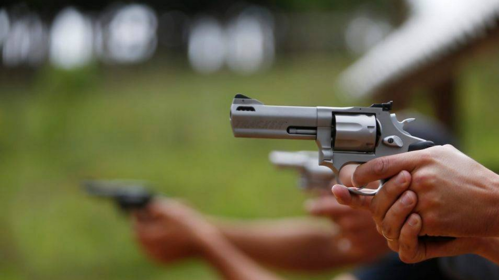 Mudança sobre porte de arma divide opiniões em SC