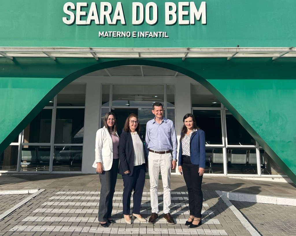 Diretoria do HUST participa de encontros estratégicos e capacitação em Lages/SC