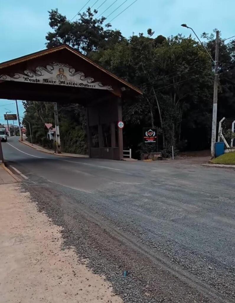 Prefeito destaca investimentos em infraestrutura, equipamentos e espaços de lazer em Treze Tílias