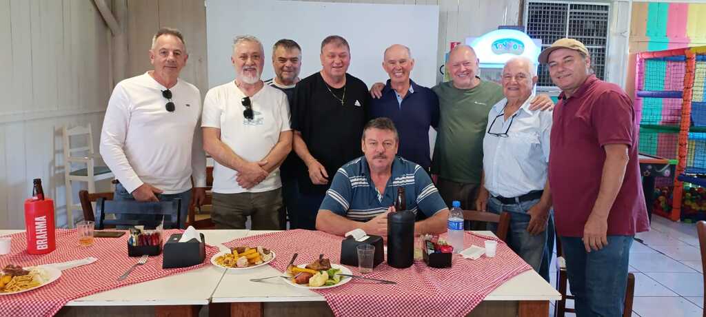 Restaurante e Lanchonete do Tainha: 16 anos de história, sabor e dedicação