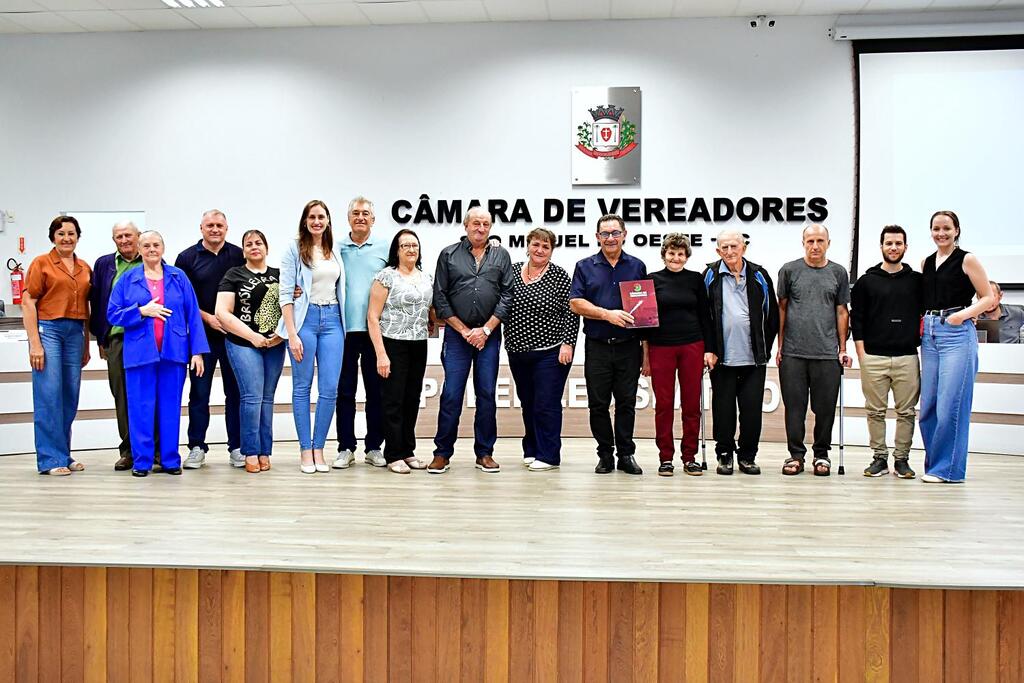 Câmara aprova projeto que denomina estrada rural em homenagem a Mário Ecker