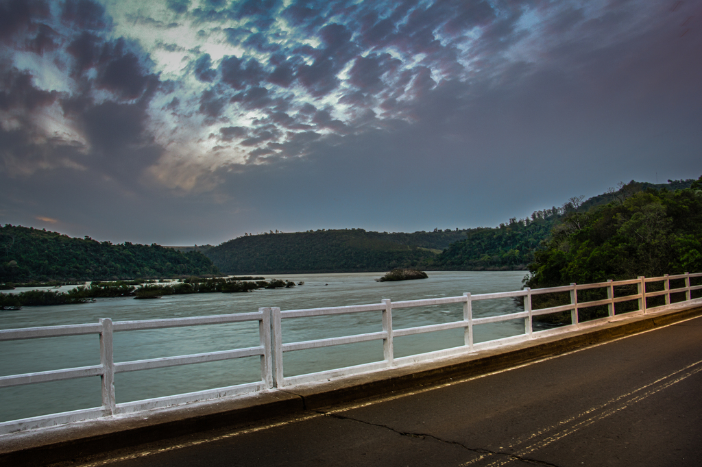 Previsão indica semana com aumento da instabilidade e chuva frequente na região