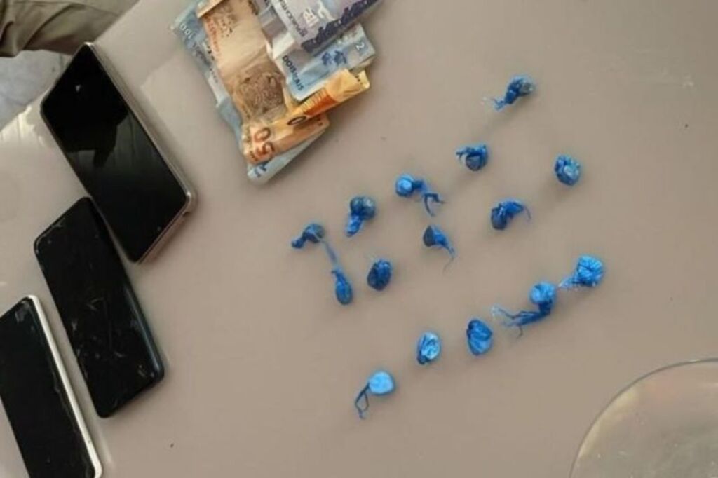 Foto: PMSC - Casal é preso por tráfico de drogas em Apiúna