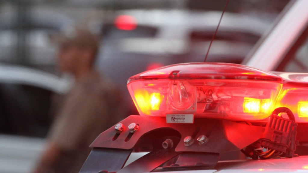 Assalto com arma de fogo assusta morador em Laguna