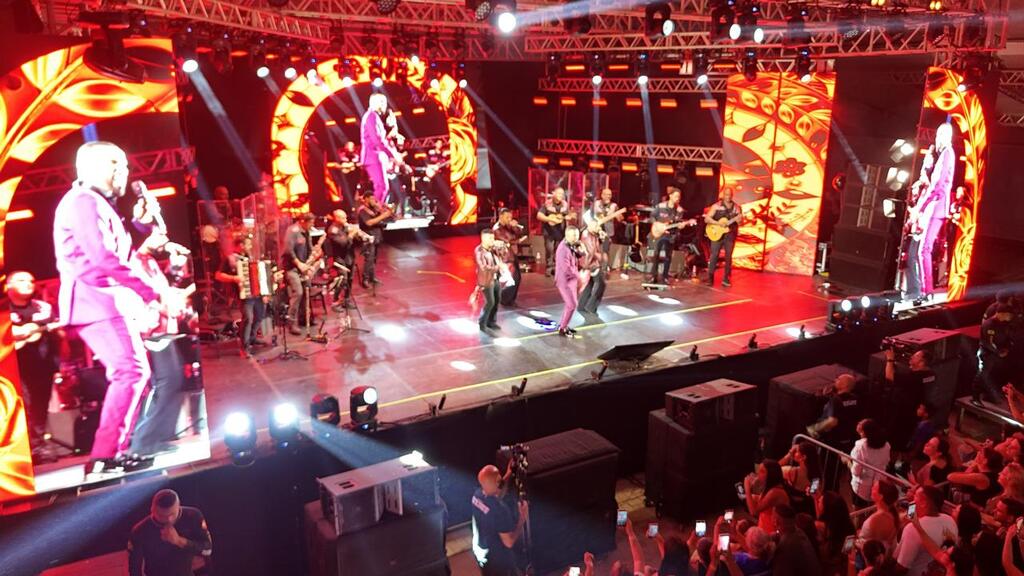 Araquari celebra 150 anos com noite de música e emoção em show de Alexandre Pires