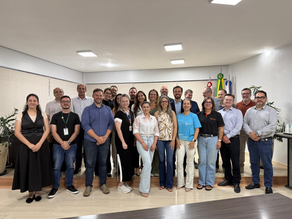 Joaçaba empossa novos membros do Conselho Municipal de Desenvolvimento Econômico e Inovação