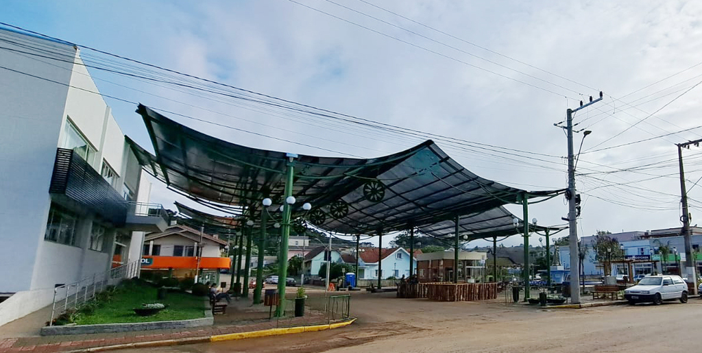 Anita Garibaldi acata recomendação do MPSC e retifica norma que ampliava atribuições dos profissionais de apoio escolar