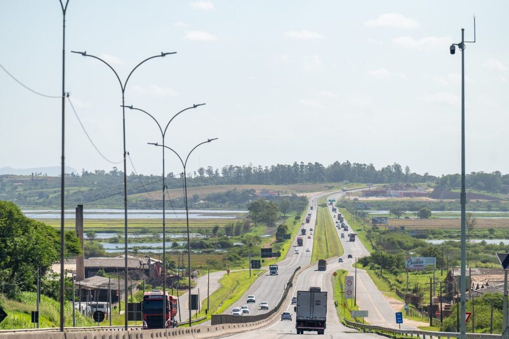 VIACOSTEIRA REGISTRA FERIADO SEM MORTES E COM REDUÇÃO DE 66% DOS ACIDENTES NA BR-101 SUL/SC