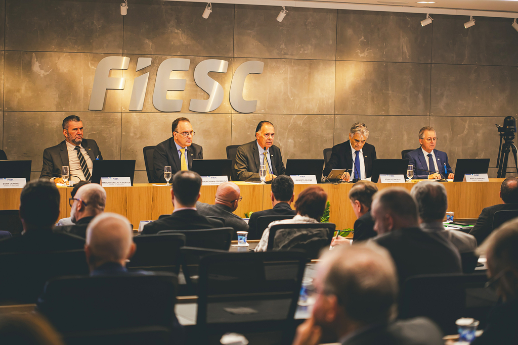 FIESC divulga indicados à Ordem do Mérito Industrial 2026