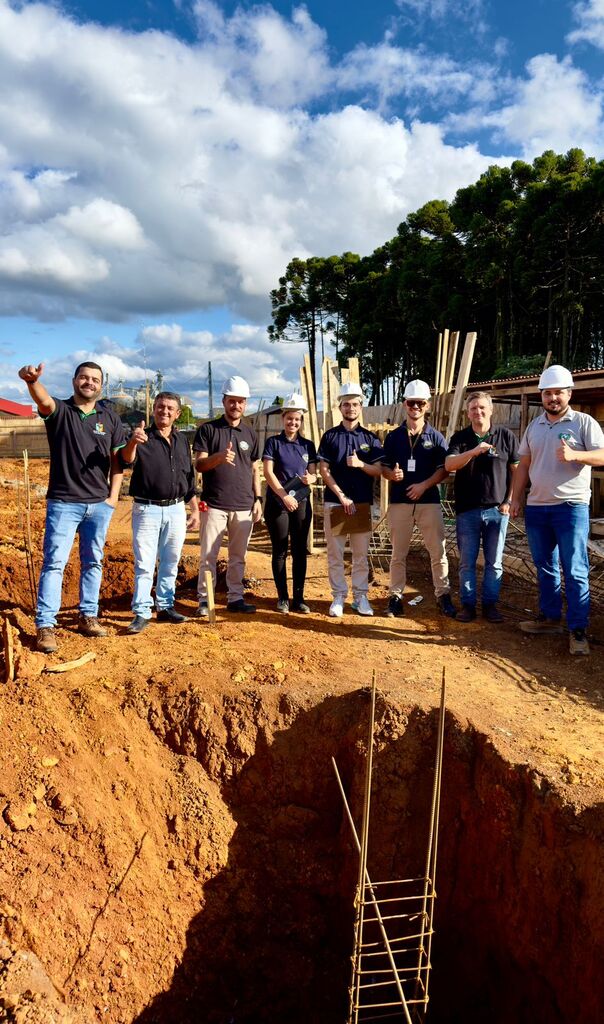 Equipe de engenharia e arquitetura do deputado Marcius Machado acompanha andamento da obra da Clínica de Reabilitação Integrada em Campo Belo do Sul