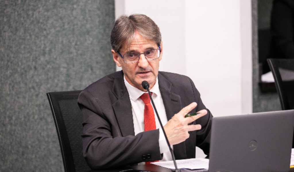 Cultura não é corrida contra o tempo: Saretta cobra explicações e revisão de edital