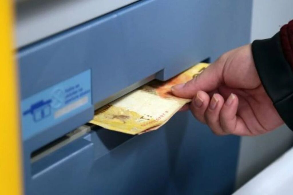 Pagamento do 13º do INSS começa nesta sexta-feira para 35 milhões de beneficiários