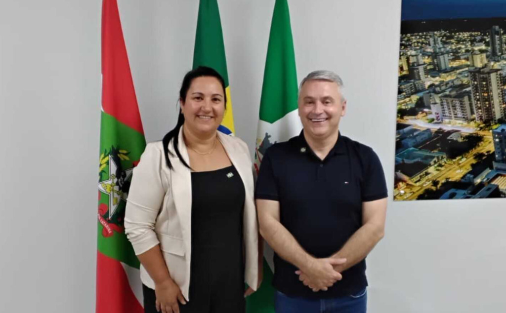 Andréia Rebelato assume a Secretaria de Assistência Social