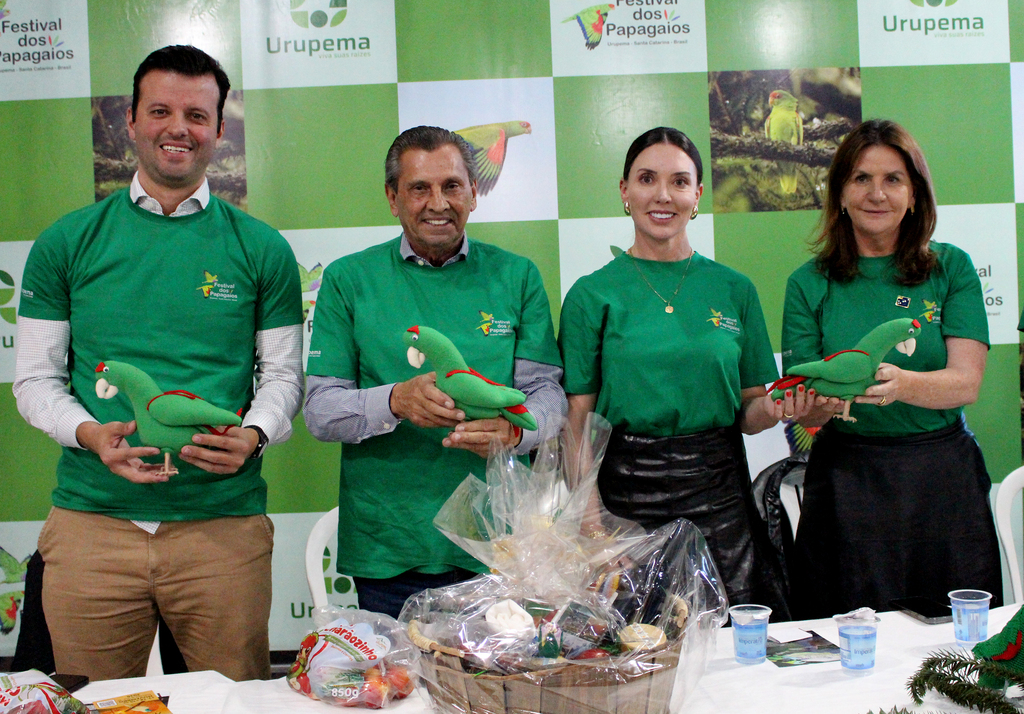 Abertura do Festival dos Papagaios marca início da temporada