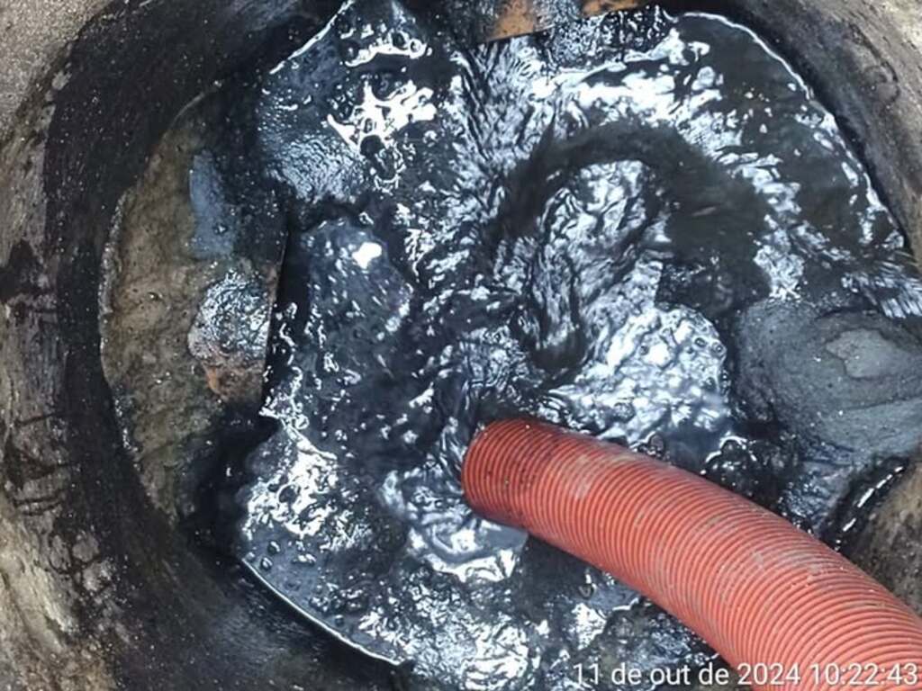 Uso correto da rede de esgoto ajuda a evitar extravasamentos em São Francisco do Sul