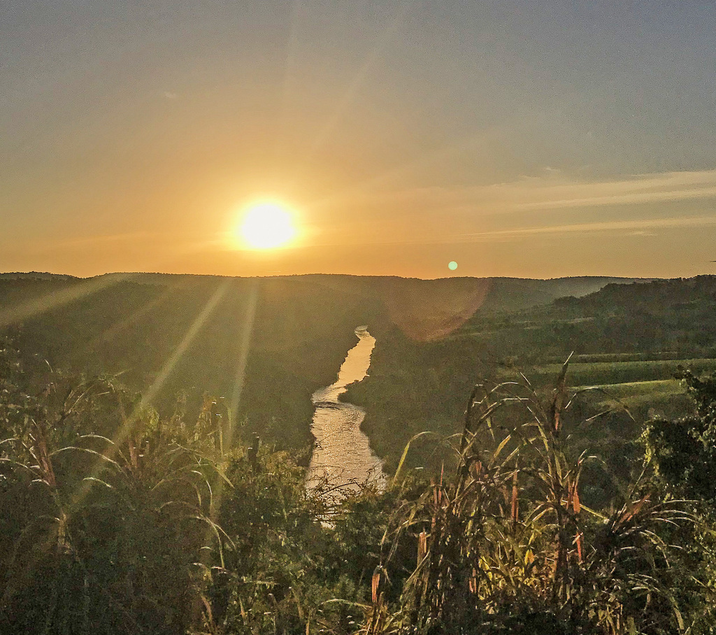 Frio marca a presença no fim de abril: confira a previsão do tempo