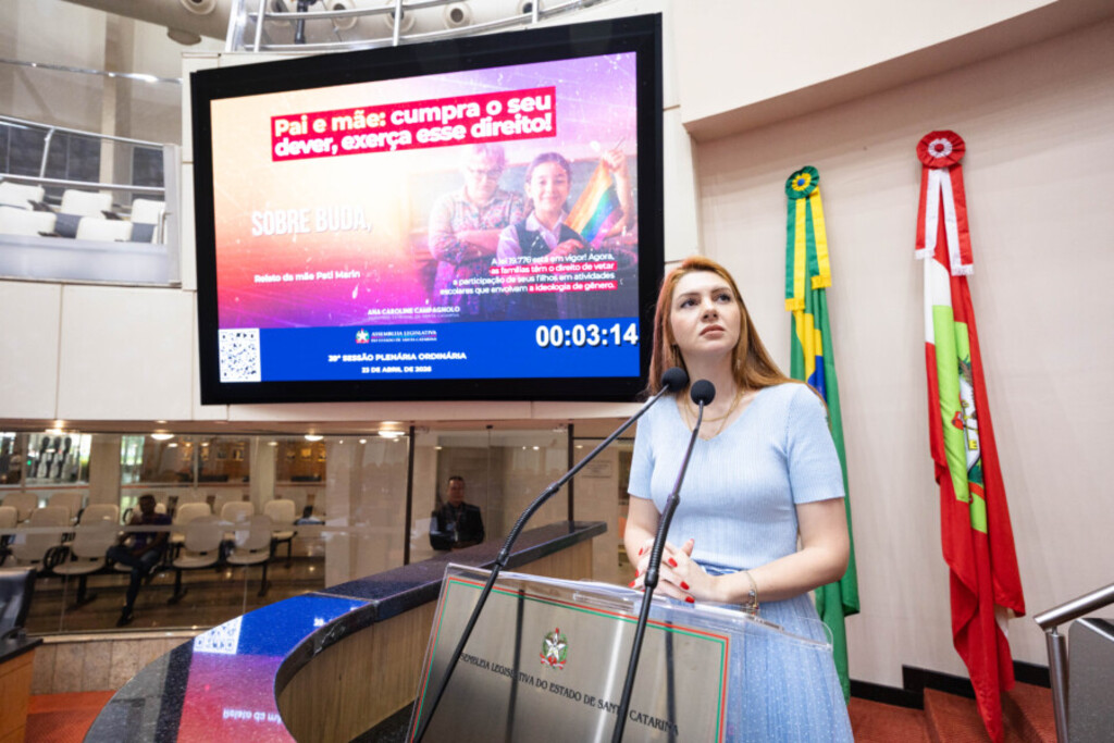 Lei que garante autonomia dos pais sobre educação sexual é destacada em plenário