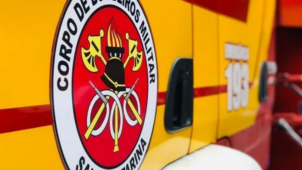 De surto psicótico a arrombamento: dia de atendimentos variados mobiliza Bombeiros em Imbituba