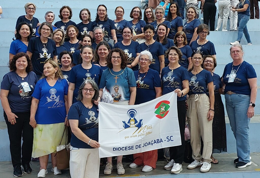 O EVENTO DAS MÃES QUE ORAM PELOS FILHOS