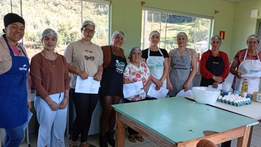 Sítio dos Correia, no interior de Canoinhas, recebe curso de massas e salgados