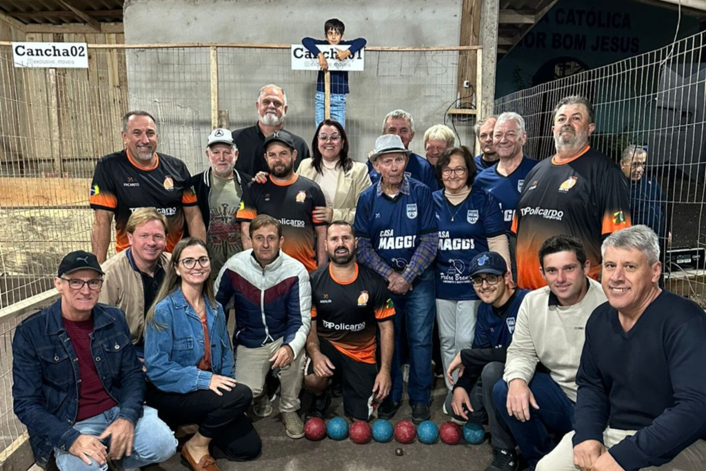 ABERTURA DO MUNICIPAL DE BOCHA REÚNE ATLETAS E INTEGRA PROGRAMAÇÃO DOS 38 ANOS DE TRÊS CACHOEIRAS