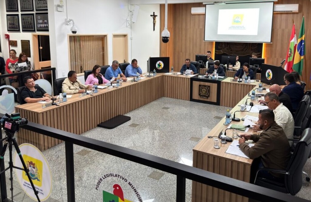 Relatório final da Comissão das Águas da Câmara de Vereadores é aprovado por unanimidade em sessão ordinária