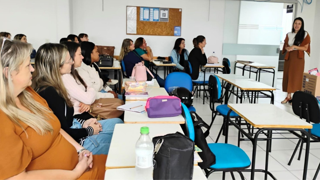 Canoinhas sedia evento que visa garantir a alfabetização das crianças da microrregião