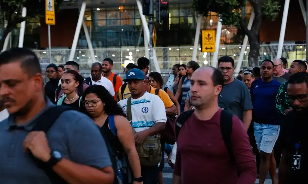 Desemprego no 1º trimestre é de 6,1%, o menor já registrado no período