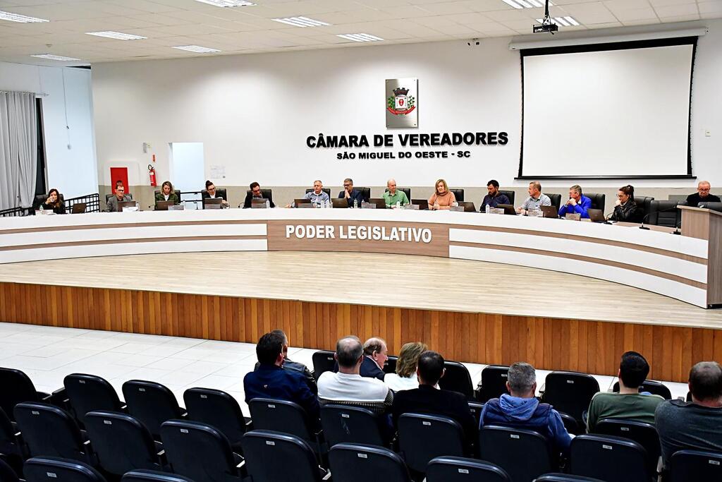 Aprovada cessão de veículo do Município para a Rede Feminina de Combate ao Câncer