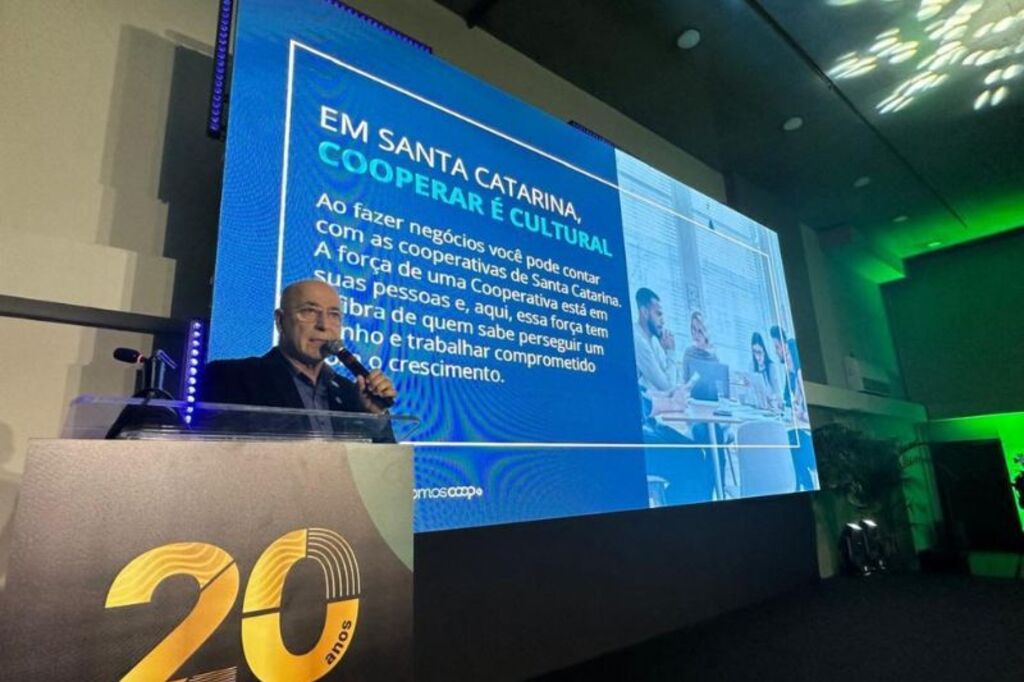 Foto: ASCOM - Cooperativas movimentam R$ 105,7 bilhões e reúnem mais de 5 milhões de catarinenses
