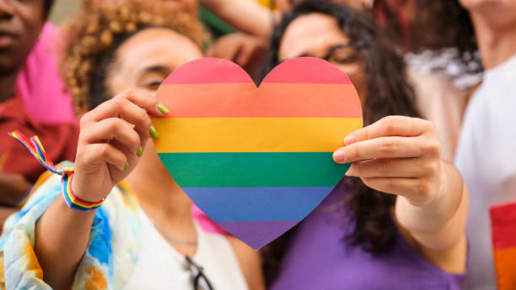 Governo cria rede nacional para integrar conselhos LGBTQIA+ e ampliar políticas públicas no país