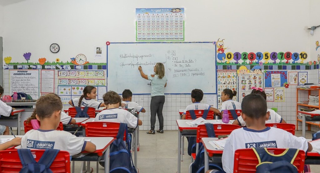 Secretaria de Educação de Pinhalzinho abre processo seletivo para professores