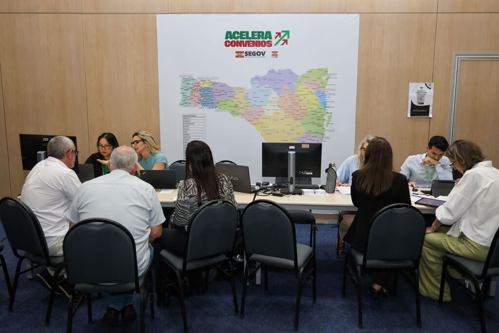 Governo de SC atende 84 municípios e avança em mais de 400 demandas no primeiro dia do Acelera Convênios