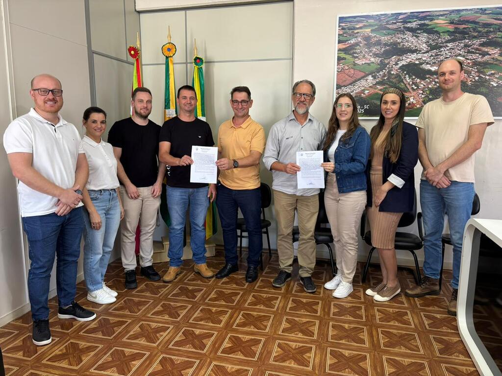 Assinada Ordem de Serviço para o início da reforma do Centro Administrativo