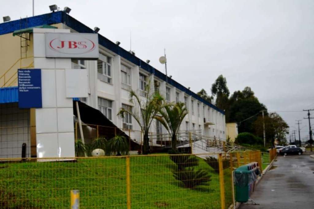 JBS OFERECE VAGAS DE EMPREGO COM ENTREVISTAS PRESENCIAIS EM BALNEÁRIO GAIVOTA NO DIA 12/05
