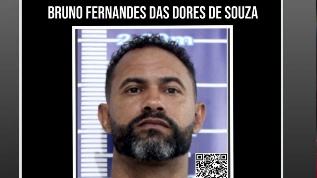 Goleiro Bruno se entrega à polícia no Rio após dois meses foragido