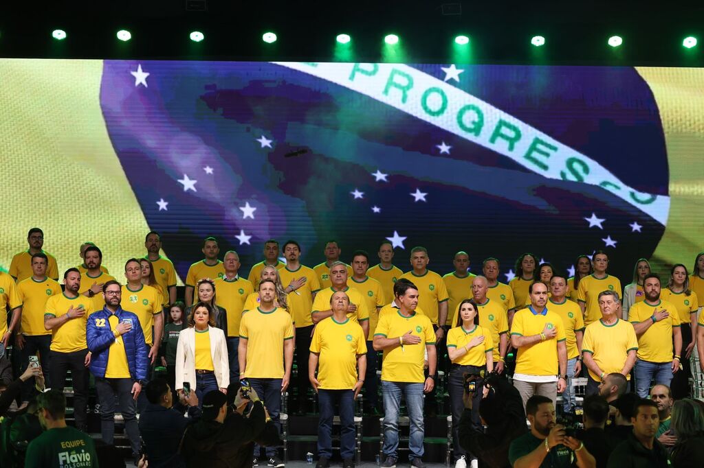 PL lança pré-candidaturas em Florianópolis e reúne mais de 5 mil pessoas em ato histórico