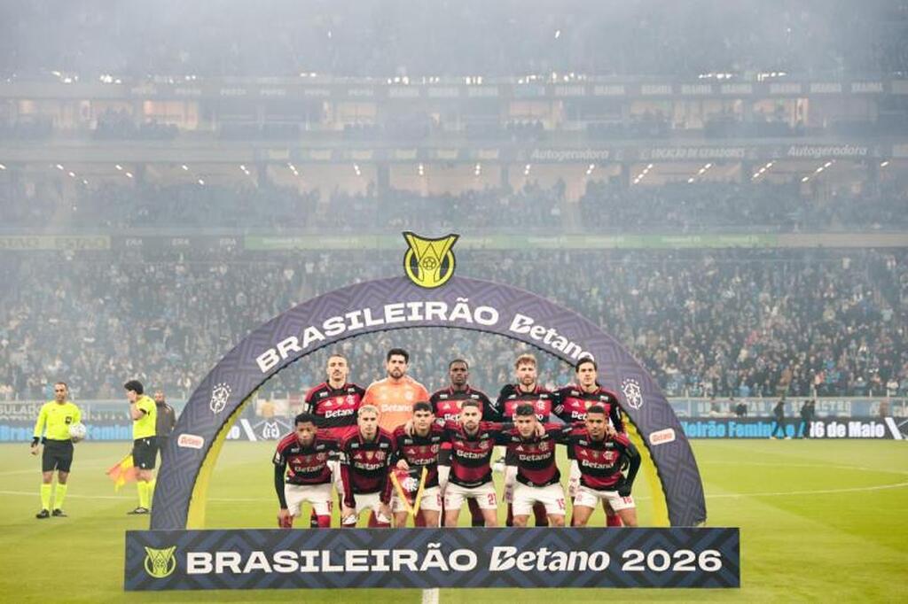 Carrascal decide, Flamengo domina o Grêmio e vence em Porto Alegre pelo Brasileirão