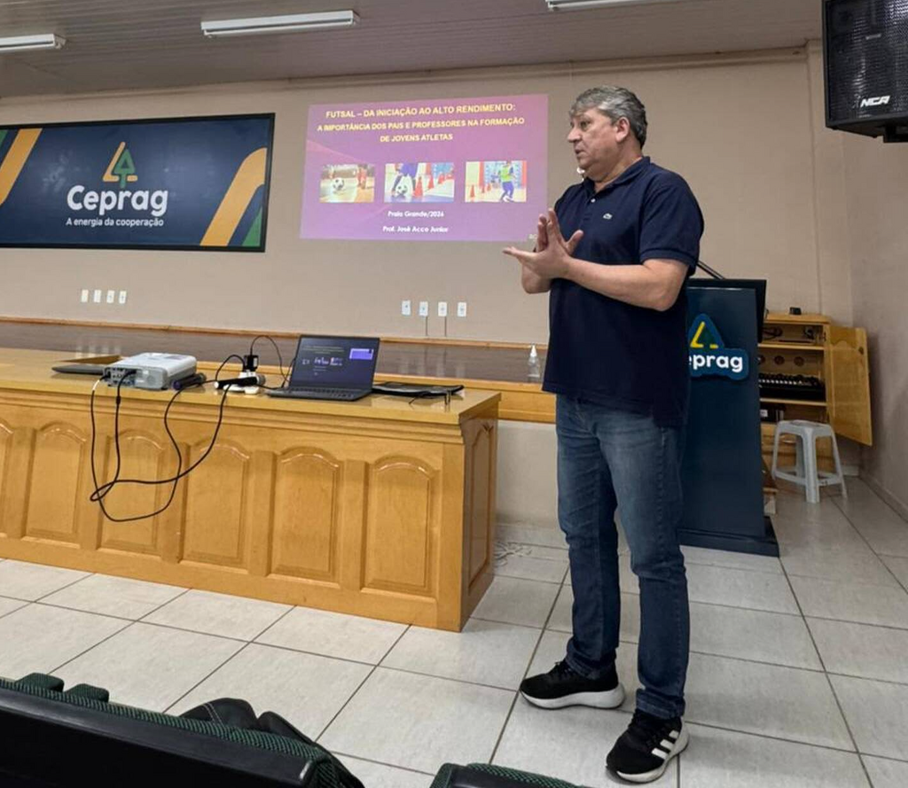 SECRETARIA DE ESPORTES REÚNE PAIS, ALUNOS E RESPONSÁVEIS EM ENCONTRO SOBRE PROJETOS ESPORTIVOS DE PRAIA GRANDE