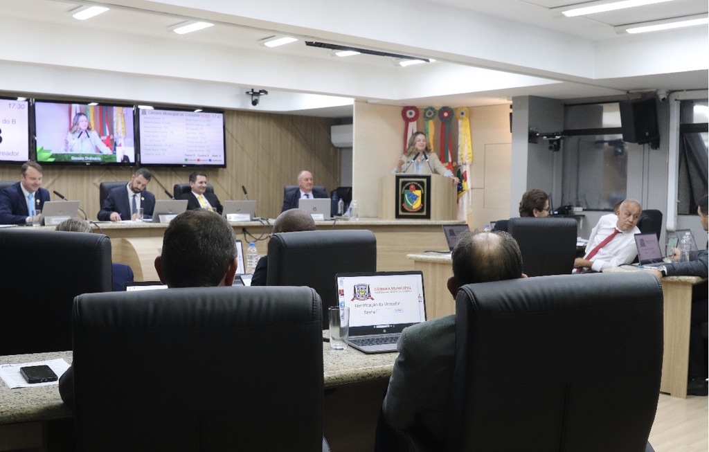 Resumo da 26ª Sessão Ordinária da 2ª Sessão Legislativa da 20ª Legislatura da Câmara de Criciúma