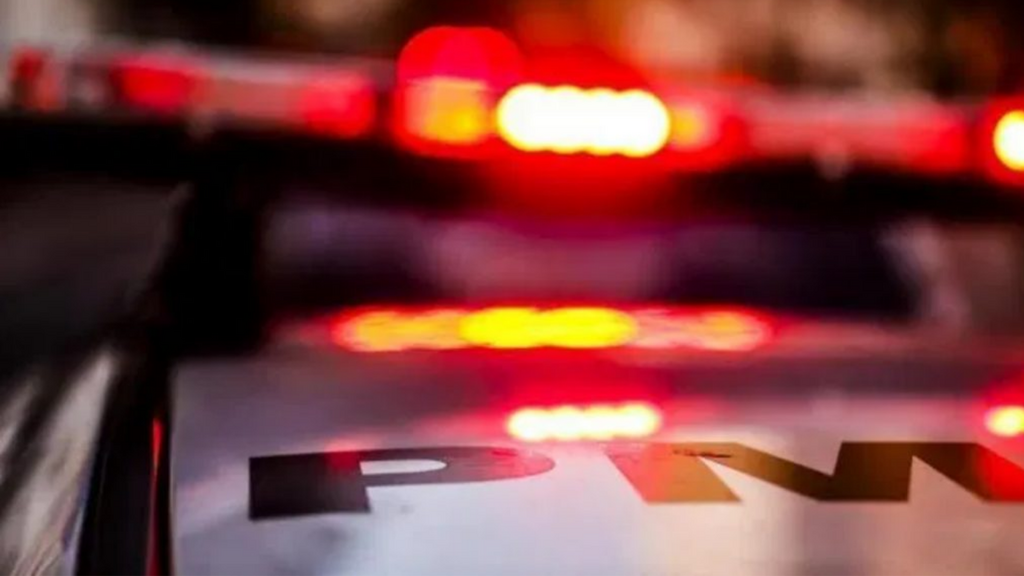 Imagem Reprodução Internet - Homem com mandado por tráfico tenta enganar policiais, mas acaba preso no Centro de Imbituba