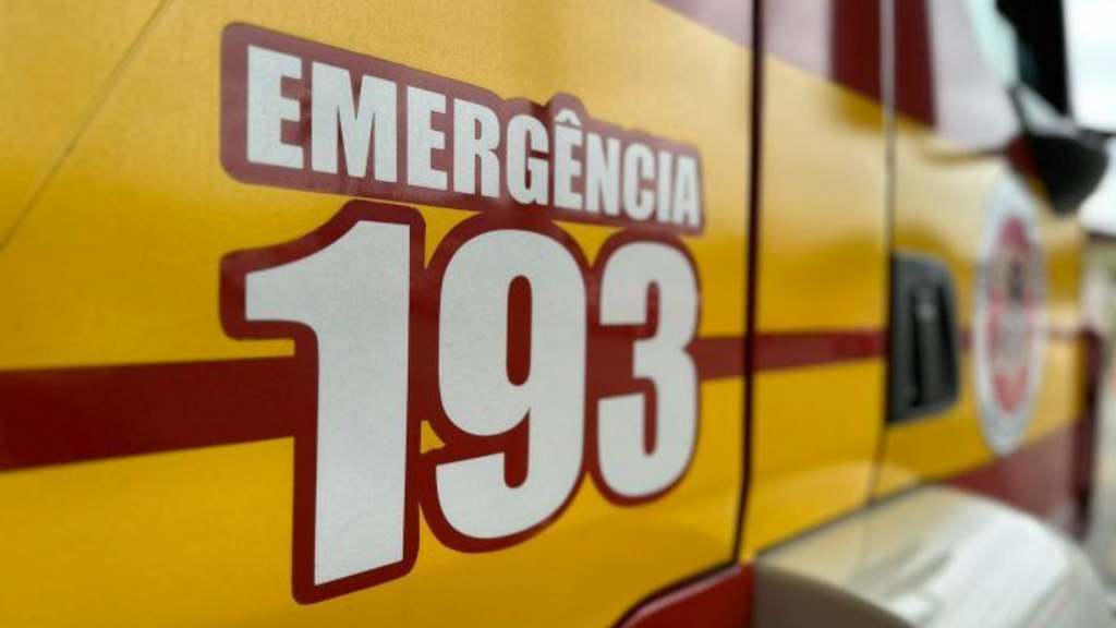 Motociclista sofre ferimentos após colisão com carro no bairro São Tomaz, em Imbituba