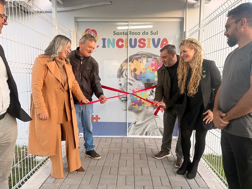 INAUGURADO PRIMEIRO CENTRO DE ATENDIMENTO A AUTISTAS DA AMESC EM SANTA ROSA DO SUL