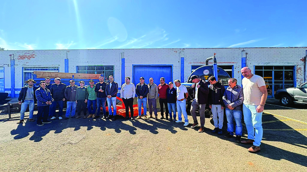 Prefeitura de Capinzal, COAFAM, Secretaria de Infraestrutura e Agricultura recebem novos equipamentos com apoio do deputado Lucas Neves e senador Esperidião Amin