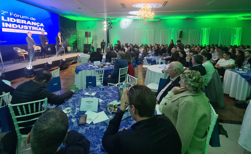 Acismo e Fiesc realizam a segunda edição do Fórum de Liderança Industrial em São Miguel do Oeste