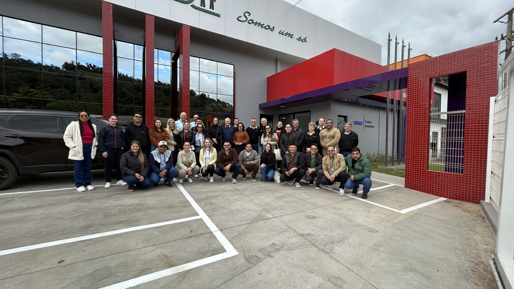 CERAÇÁ recebe comitiva empresarial do Acre e apresenta modelo cooperativista regional
