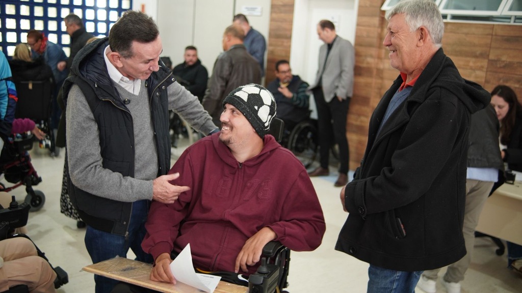 Jorge Goetten destina 400 cadeiras motorizadas à população de Santa Catarina