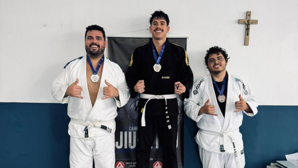 Imbitubense Gabriel Lindner supera adversários maiores e conquista título de jiu-jítsu em casa