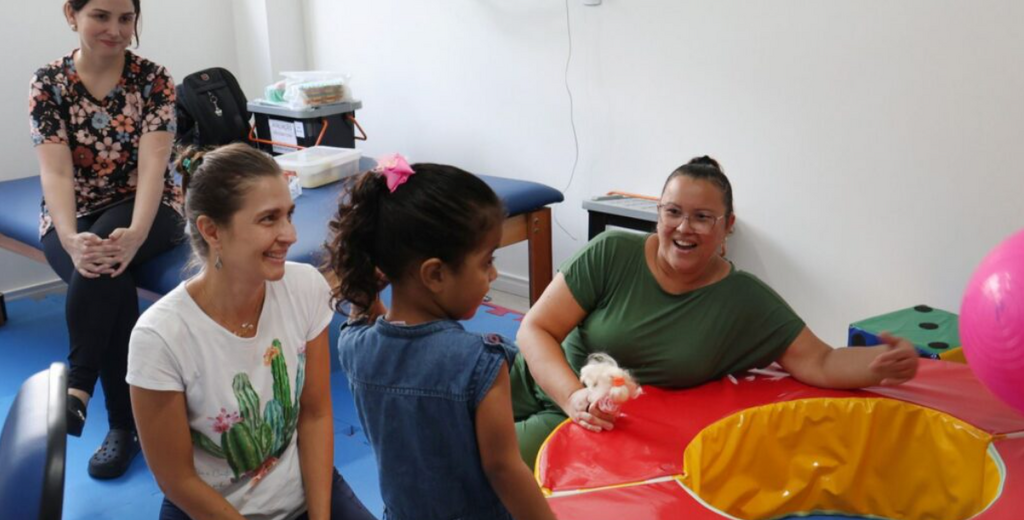 Inscrições para a segunda turma do projeto Escola de Pais do NAIPE abrem na segunda-feira